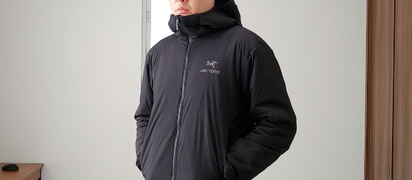 ARC'TERYX Atom AR 刺繍ロゴ アークテリクス アトム フーディダウン